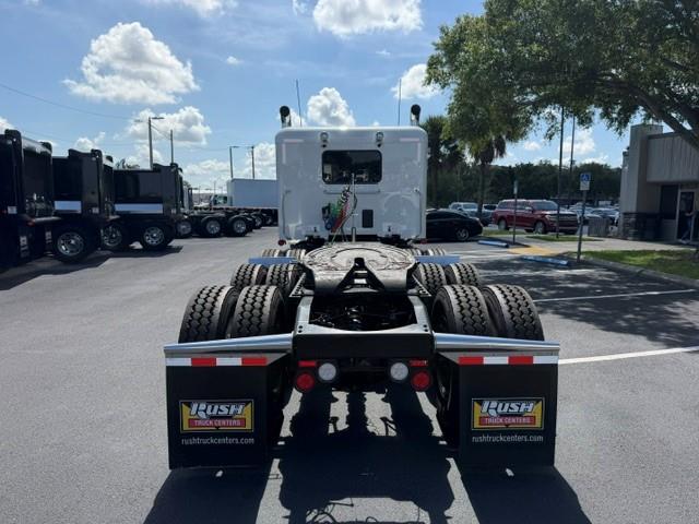 2027 Peterbilt 567-4