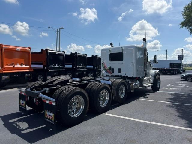 2027 Peterbilt 567-5
