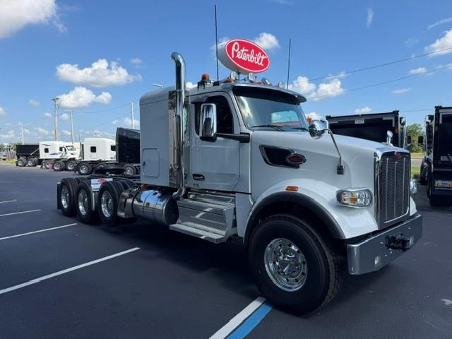 2027 Peterbilt 567-7