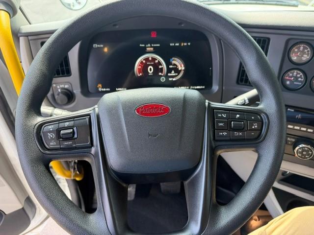 2027 Peterbilt 567-14