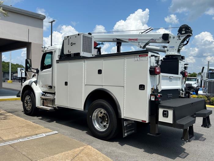 2027 Peterbilt 536-7