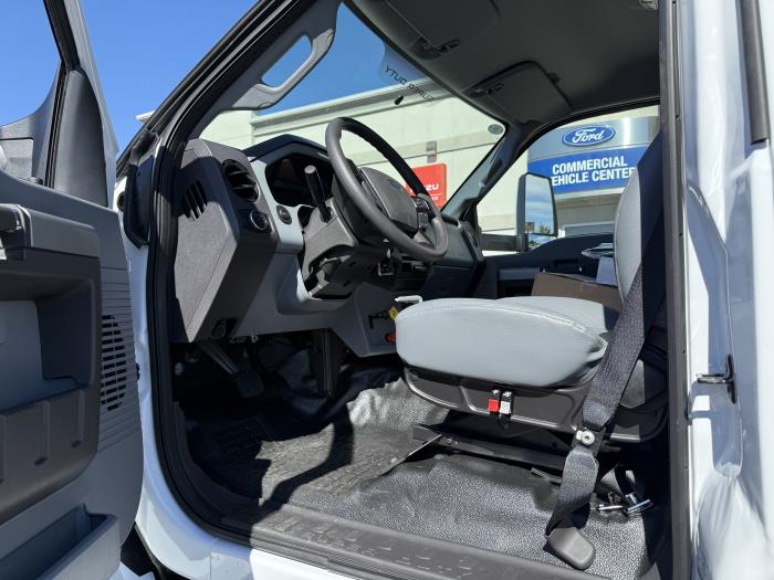 2027 Ford F-750-11