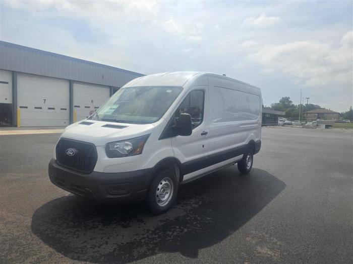 2026 Ford Transit-250-2