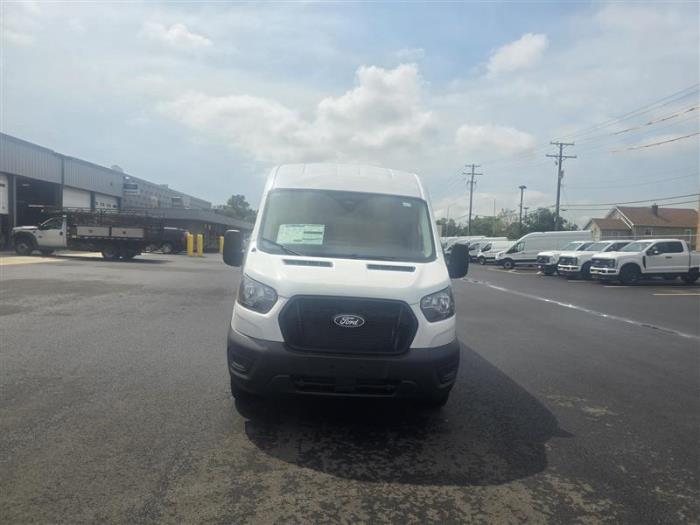 2026 Ford Transit-250-1