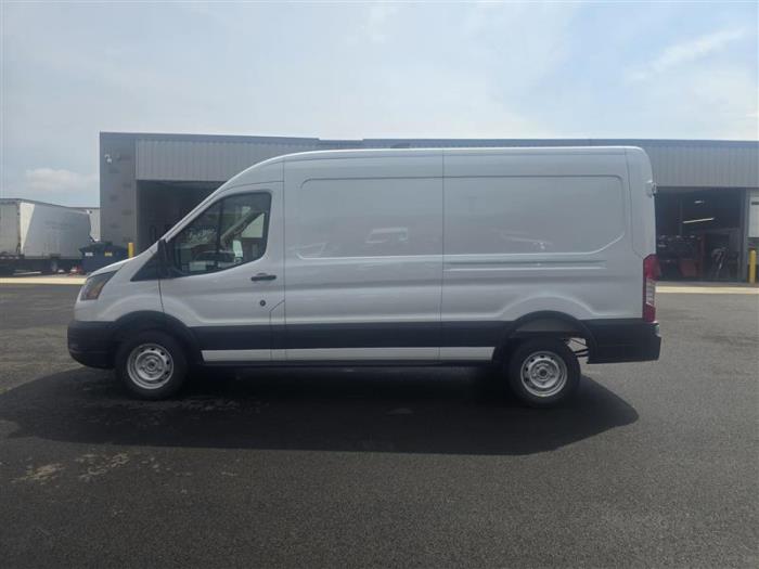 2026 Ford Transit-250-4