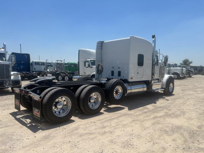 2027 Peterbilt 589-5