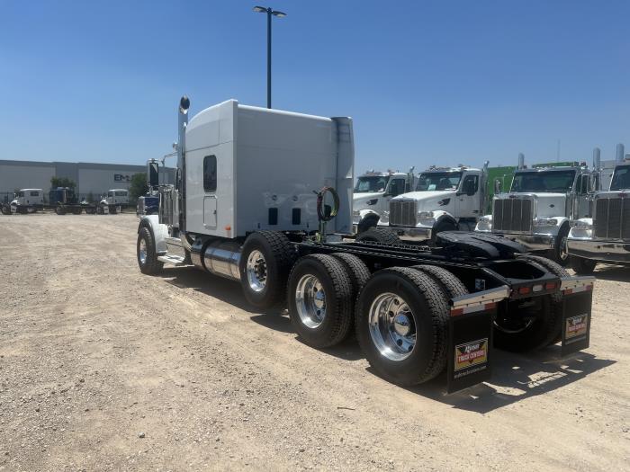 2027 Peterbilt 589-6