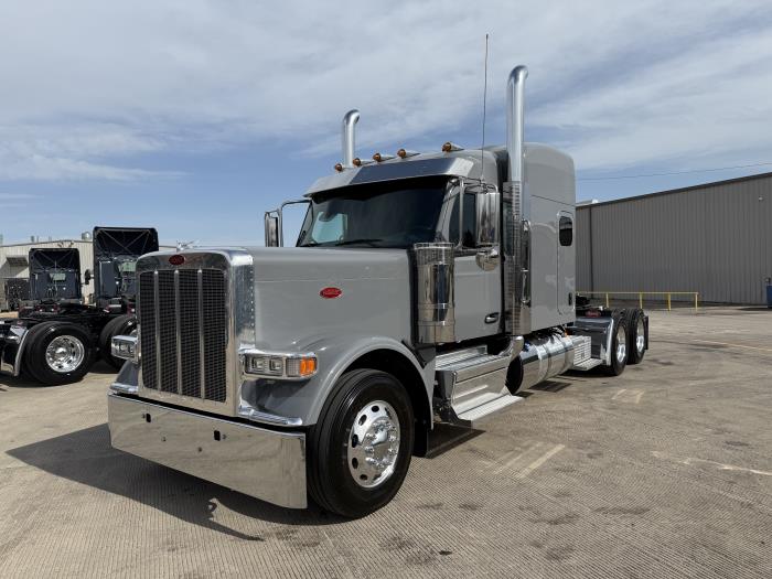 2027 Peterbilt 589-1