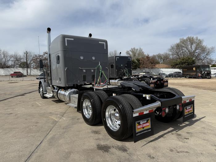 2027 Peterbilt 589-6