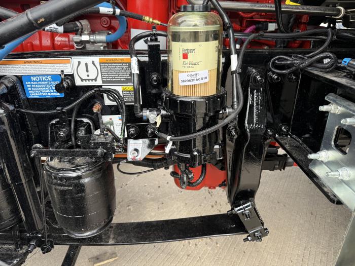 2027 Peterbilt 589-59