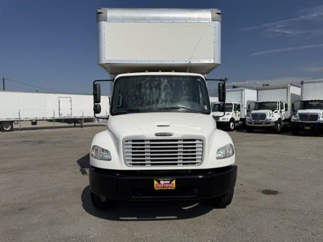 2019 Freightliner Business Class M2 106-1