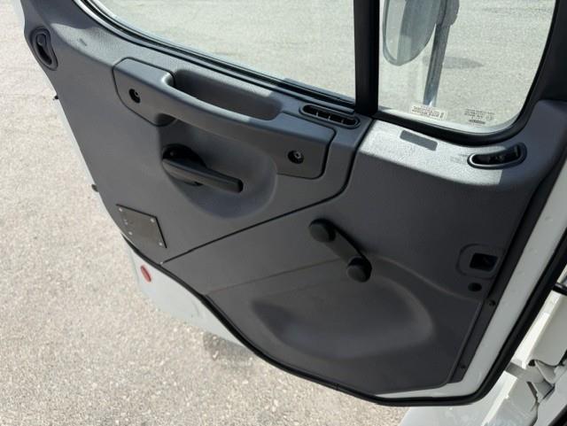 2019 Freightliner Business Class M2 106-8