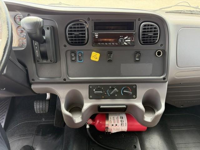 2019 Freightliner Business Class M2 106-9