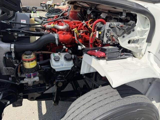 2019 Freightliner Business Class M2 106-12