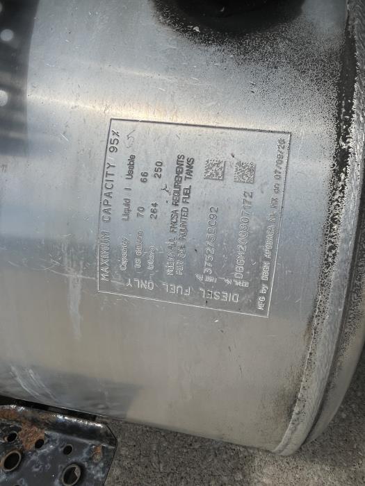 2021 International LT625-2