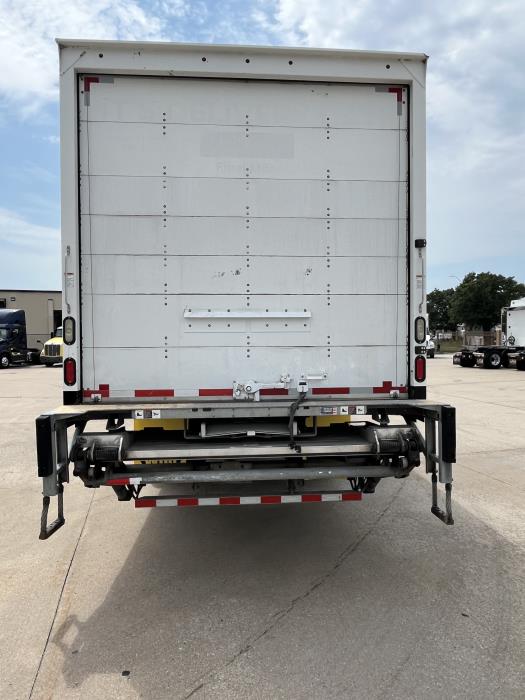 2021 International LT625-4