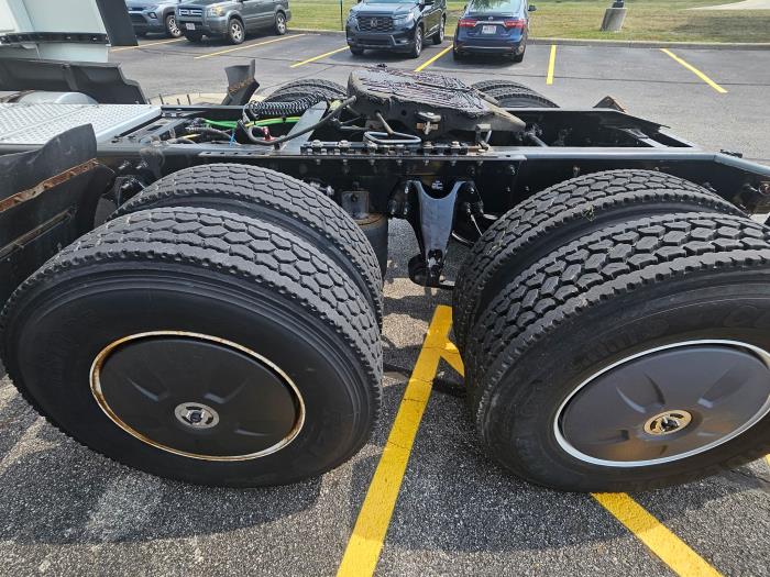 2023 International LT625-4