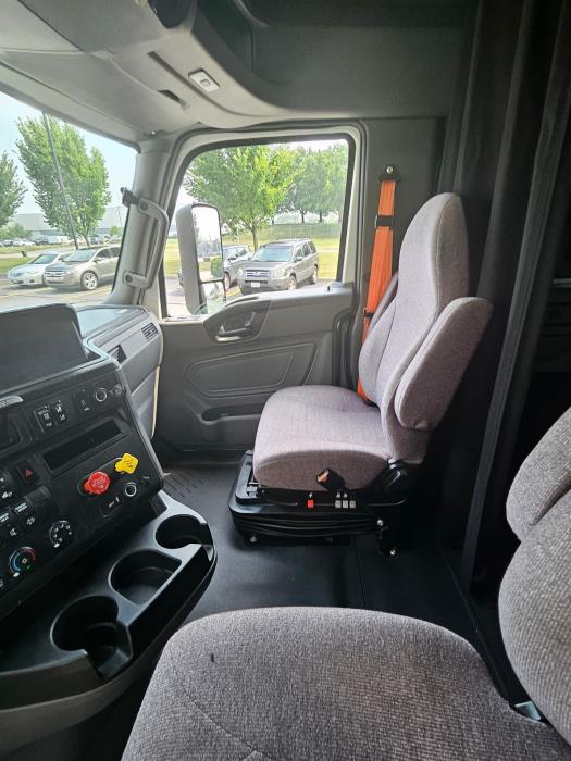 2023 International LT625-7