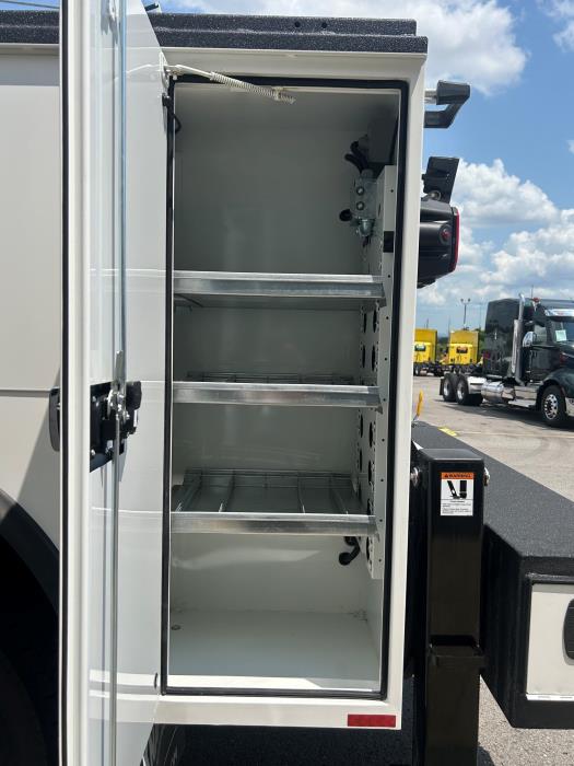 2027 Peterbilt 536-9