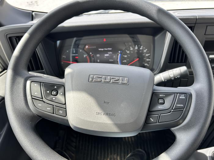 2026 Isuzu NPR-HD-18