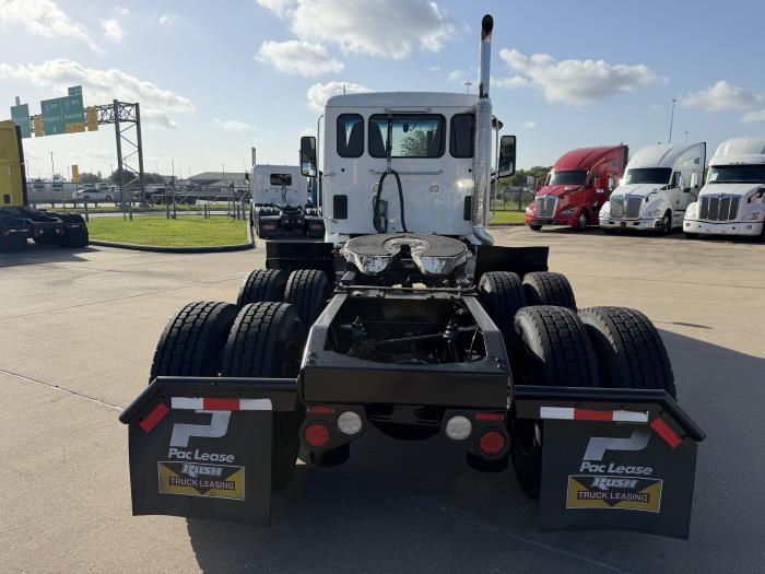 2022 Peterbilt 579-3