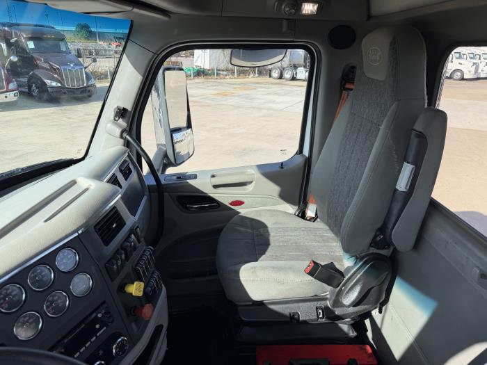 2022 Peterbilt 579-24