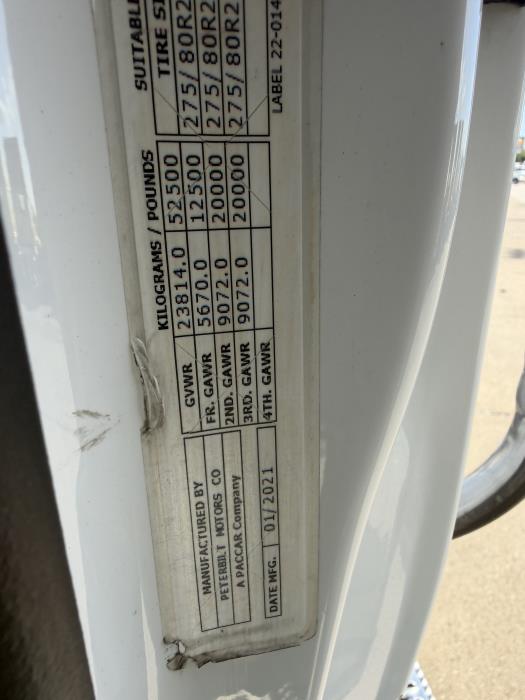 2022 Peterbilt 579-25