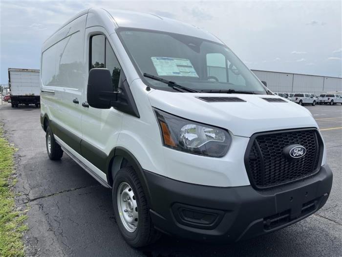 2026 Ford Transit-250-9