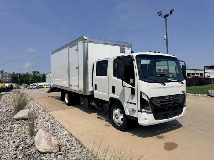 2026 Isuzu NPR-XD-1