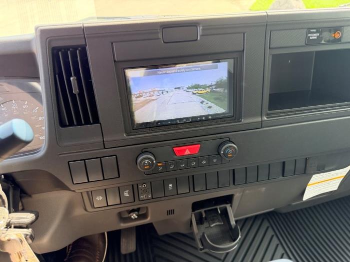 2026 Isuzu NPR-XD-17