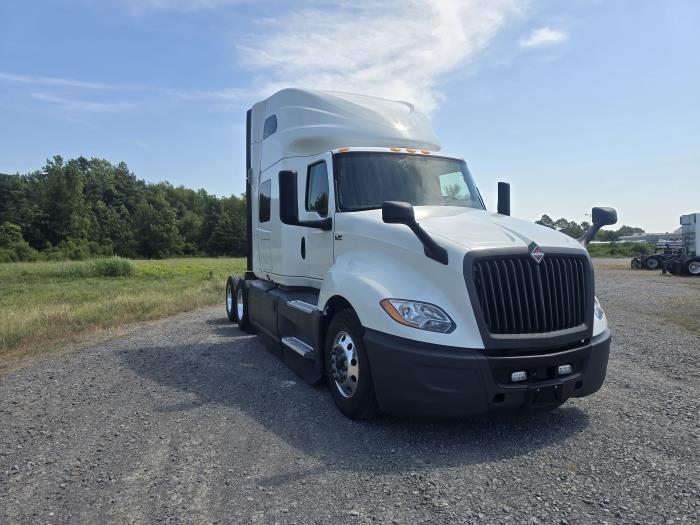 2021 International LT625-2