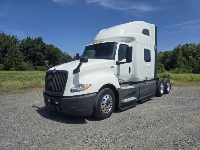 2021 International LT625-0
