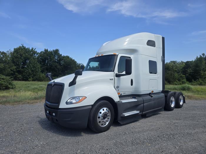 2021 International LT625-0