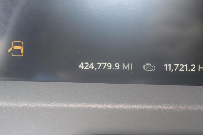 2023 Peterbilt 579-10