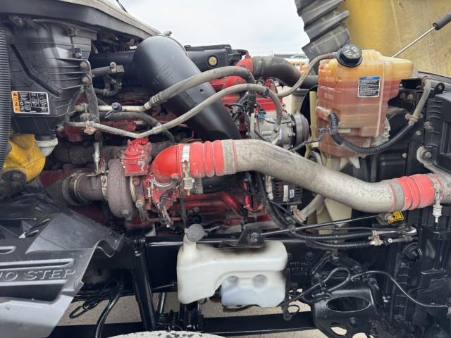 2021 International LT625-14