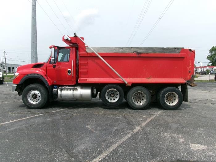 2016 International 7600-4