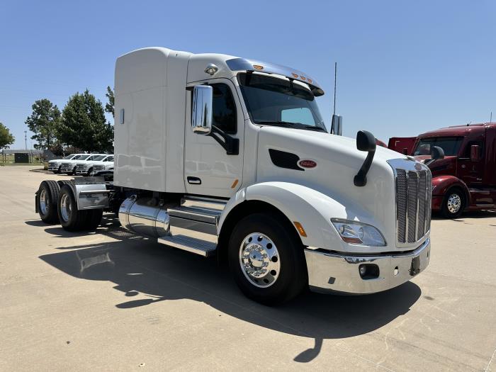 2021 Peterbilt 579-1