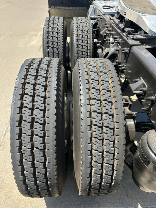 2021 Peterbilt 579-15