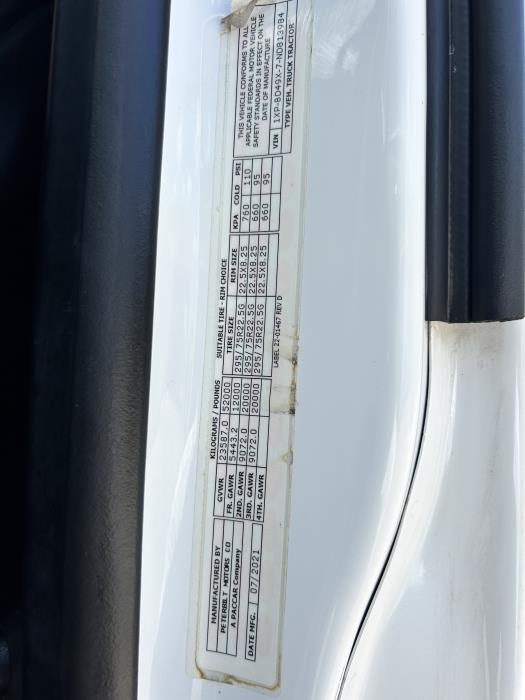 2022 Peterbilt 579-17