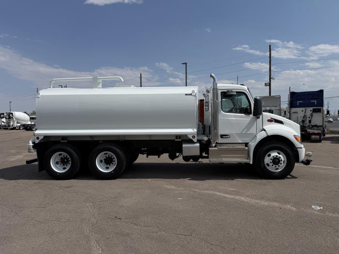 2027 Peterbilt 548-4