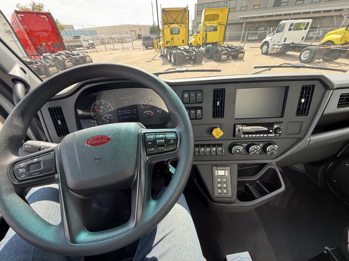 2027 Peterbilt 548-10
