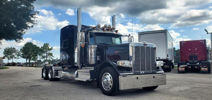 2023 Peterbilt 389 — photo 3