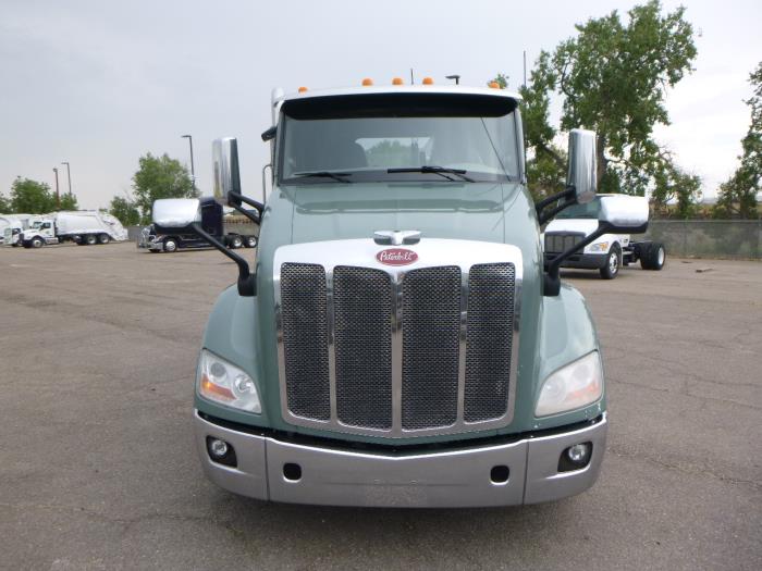 2021 Peterbilt 579-7
