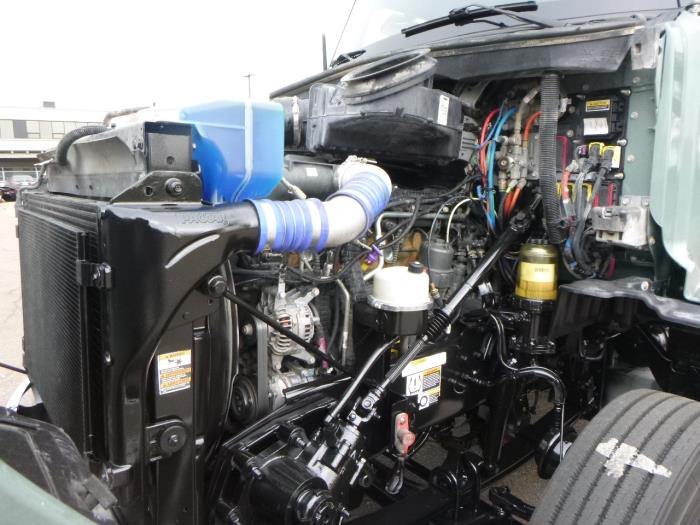 2021 Peterbilt 579-18