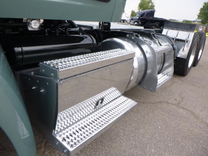 2021 Peterbilt 579-22