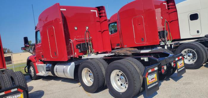 2023 Peterbilt 579-3