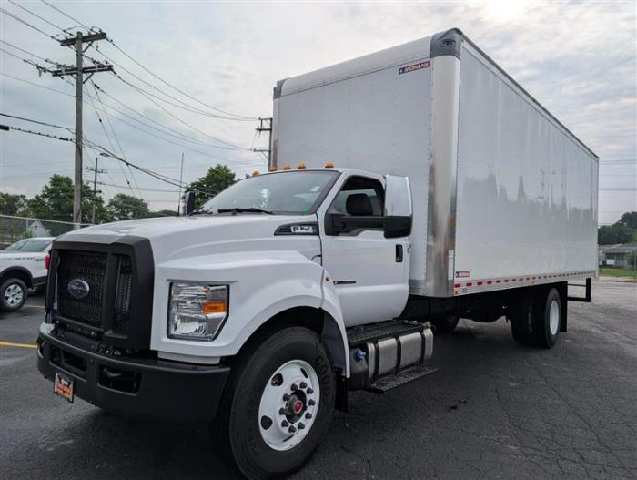 2027 Ford F-750-1
