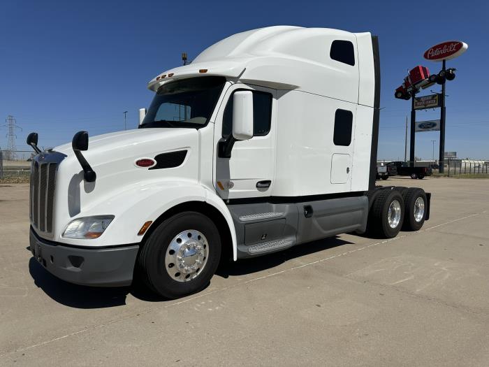 2021 Peterbilt 579-0