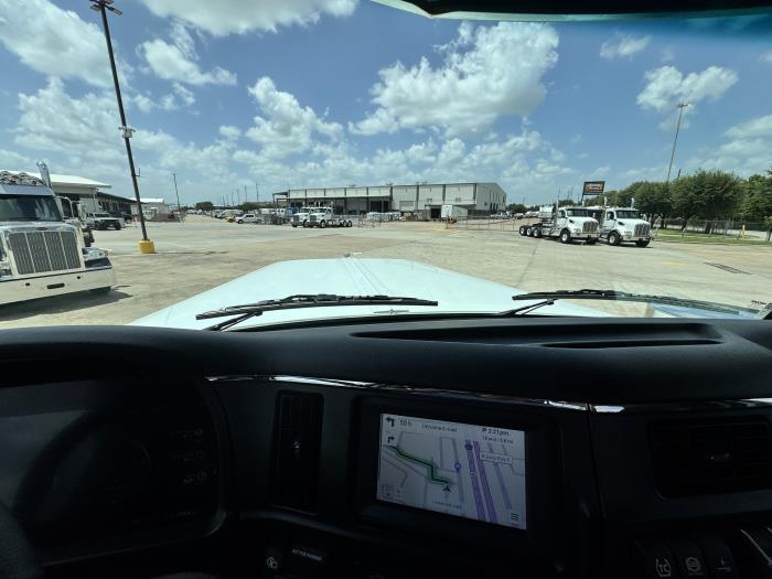 2027 Peterbilt 589-20