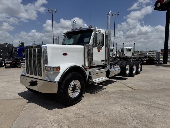 2027 Peterbilt 589-3